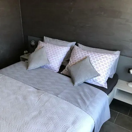 Apartment Tandara *