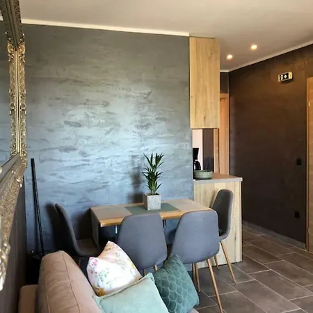 Tandara Apartment